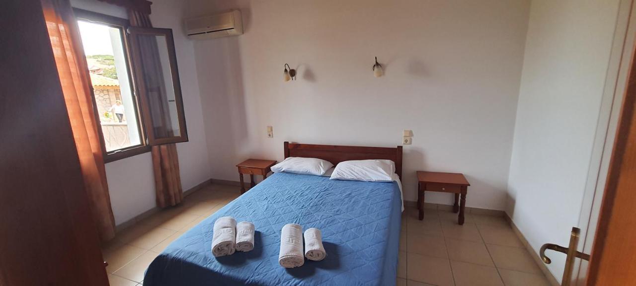Molivos Castle Apartments Mithimna Bagian luar foto