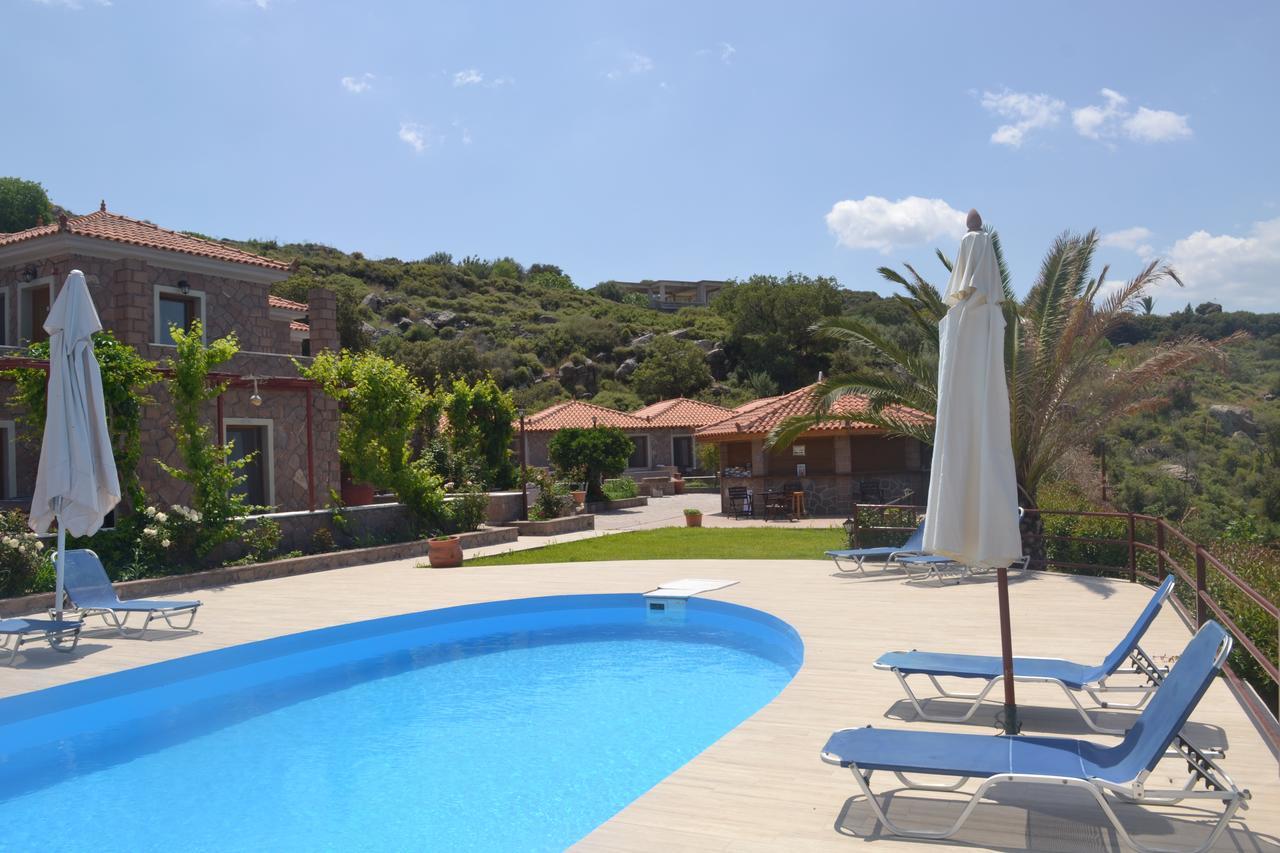 Molivos Castle Apartments Mithimna Bagian luar foto